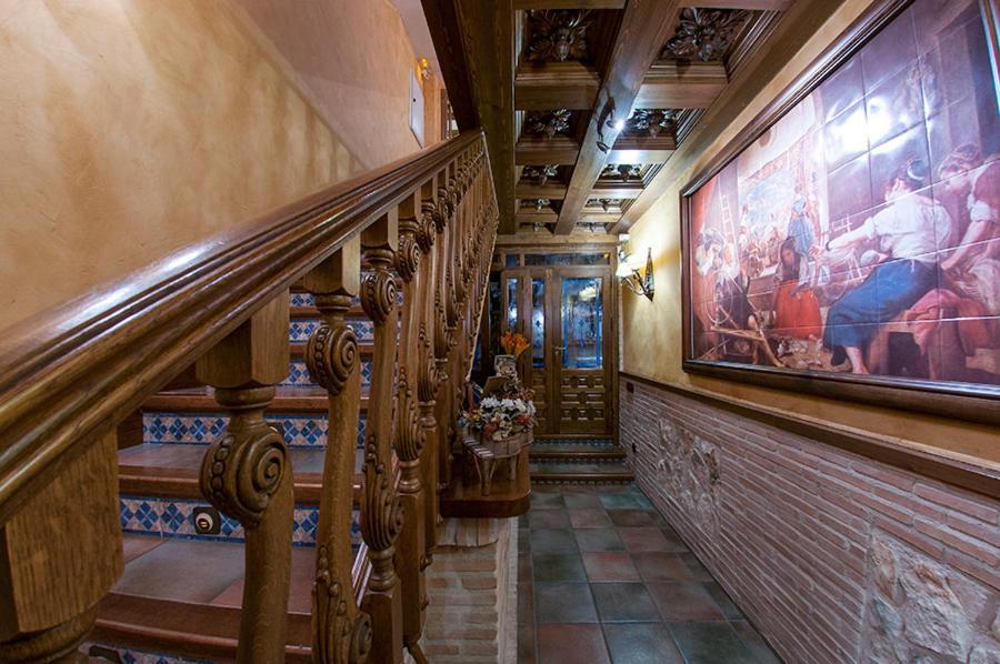 Hostal Rural Los Telares Pastrana Exteriör bild