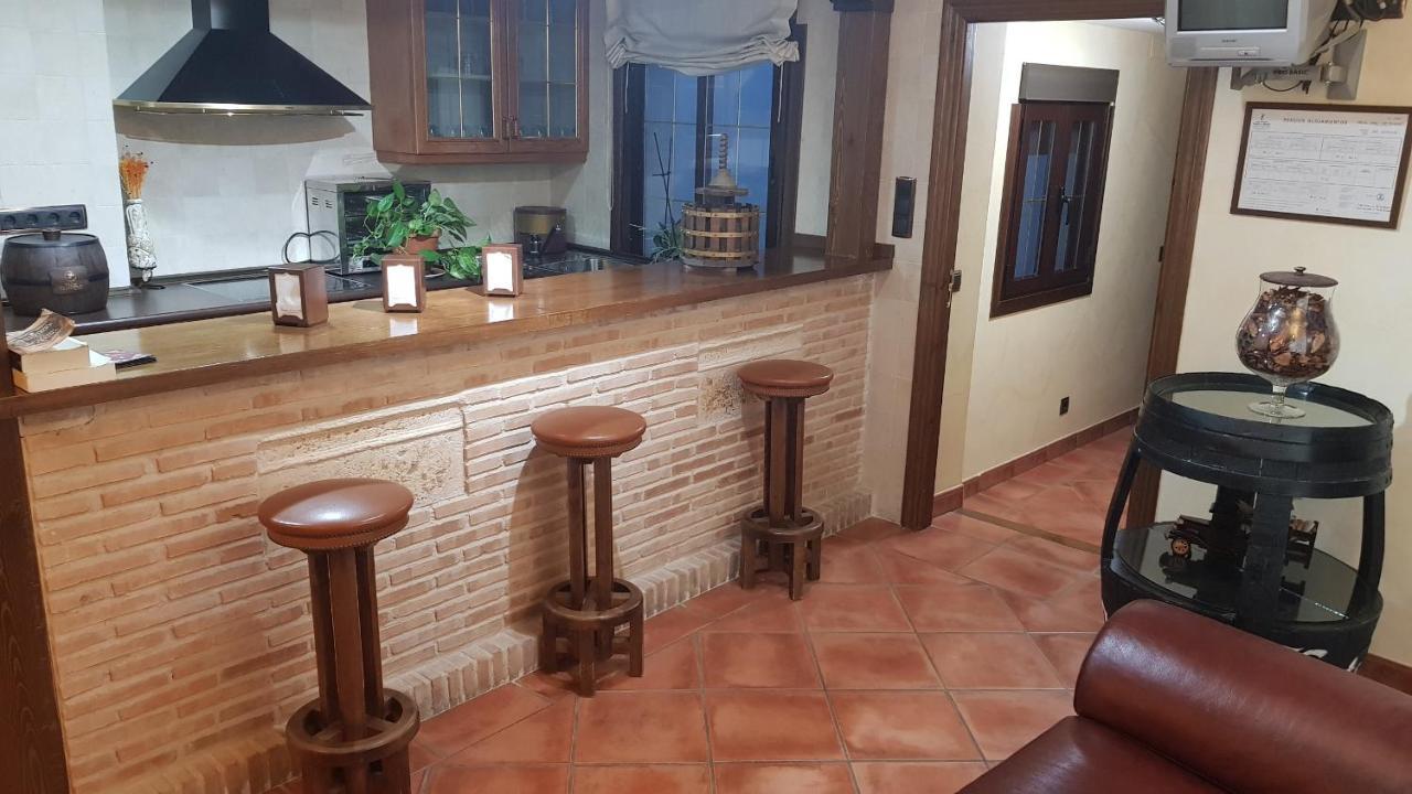 Hostal Rural Los Telares Pastrana Exteriör bild
